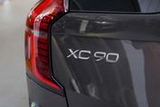 Volvo XC90 B5 AWD Ultra Bright