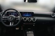 Mercedes CLA 180 mHEV 8G-DCT