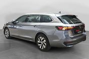 Volkswagen Passat 1.5 TSI  DSG