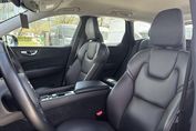 Volvo XC60 B4 B Plus Dark