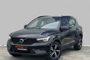 Volvo XC40 B3 Plus Dark