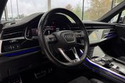 Audi Q7 SQ7 TFSI quattro