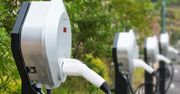 Ilość stacji ładowania elektryków w Polsce to wielka porażka