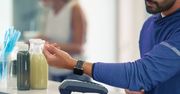 Fitbit Pay już dostępne w Polsce - płać zegarkiem lub opaską
