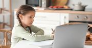 Czarnek mówi: instaluj sam. Co warto zainstalować na laptopie dla ucznia?