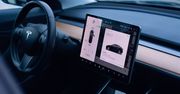 Tesla zmienia zdanie. Wolanty jednak się nie sprawdziły