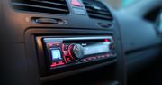 Radio w samochodzie zniknie przez elektryki. Twoje też?
