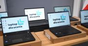 Podpowiadają jak zdjąć naklejkę z rządowego laptopa. Bardzo niebezpieczna porada