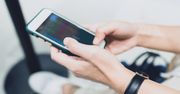 Telefon na emeryturę? Polacy wymieniają smartfony rzadziej niż myślisz
