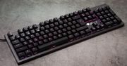 Mechanik kontra łowca - bojowy test Genesis Thor 300 RGB w morderczej dżungli Predator Hunting Grounds