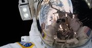Loty na orbitę to za mało - turystów kusi się teraz spacerem kosmicznym. Co to za spacer?
