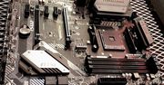 MSI ujawnia pierwszą płytę główną AMD B450 [AKT.]