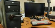 Uruchamia komputer klamką. Zaskakujący pomysł gracza