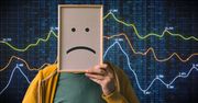 Sprzedać, kupić, panikować? Bitcoin spada poniżej 50 tysięcy USD