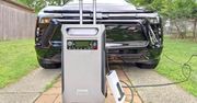 Można ładować auto EV z mobilnej ładowarki. A efekt? Sam zobacz, to jakaś kpina