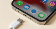 iPhone 15 ładowany kablem innej marki. Pracownicy Apple dostrzegli problem