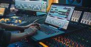 Muzyka deepfake wkrótce może być legalna. Trwają negocjacje