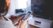 Będzie więcej reklam w TV, a użytkownicy na to ...wyciągają smartfony