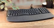 Logitech Wave Keys: Pisanie na fali, czyli test ergonomicznej klawiatury
