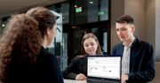 Philips pokazał dwustronny monitor. Ten pomysł rzeczywiście ma sens