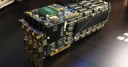 Half Life odpalony na 8x 3Dfx VooDoo 2 w SLI