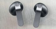 Co powiecie na metalowe słuchawki TWS? Samsung Galaxy Buds 4 pozują do zdjęć