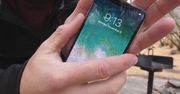 Naprawa iPhone'a X będzie bardzo droga - jak smartfon znosi upadki?