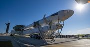 Prezenty dla astronautów na MSK wiezie SpaceX Dragon. I nie jest to choinka