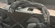 Podłączył kartę GeForce RTX 5090 i spalił kabel. Producent ma ważny komunikat