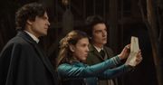 Millie Bobby Brown i Henry Cavill na zwiastunie filmu Enola Holmes 2
