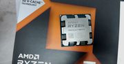 AMD Ryzen 7 7800X3D vs Intel Core i7-13700K. Który procesor lepszy za 2000 zł?
