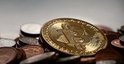 Bitcoin warty tyle, co złoto