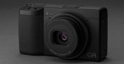Kompakt Ricoh GR III - rozmiar w walce ze smartfonami niejedno ma imię