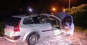 Pożar samochodu Renault na ulicy Polnej