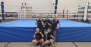 Zawodnicy ostrowieckiego klubu Sports Academy z medalami