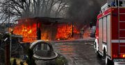 Heroiczna akcja w Chodzieży: Policjanci ratują życie z płomieni!