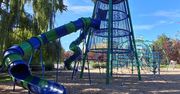 Spektakularny plac zabaw na Piątkowie – nowe miejsce pełne emocji dla dzieci