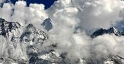 Znikające kolosy: Dlaczego Himalaje stają się coraz trudniejsze do zobaczenia?