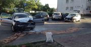 Wypadek dwóch samochodów osobowych na ulicy Polnej