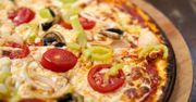 Czy kolejność ma znaczenie? Jak układać dodatki na pizzy