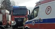 Zderzenie karetki pogotowia z samochodem osobowym na skrzyżowaniu w Ostrowcu Św.