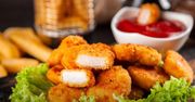 Dzieciaki je uwielbiają - nuggetsy w cieście naleśnikowym