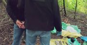 Zatrzymany za przemoc wobec bliskich. Policjanci zabezpieczyli broń zakopaną w lesie