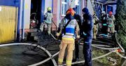 Policjanci zatrzymali podpalaczy kamienicy w centrum Szamocina