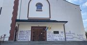 Profanacja kościoła w Trzebini. Nieznani sprawcy zdewastowali świątynię sprejem