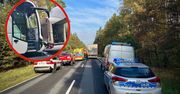 Wypadek na DK10! Autokar z 41 uczniami zderzył się z ciężarówką – na szczęście nikt nie ucierpiał