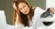 Ten popularny dodatek do kawy może nasilać zmęczenie