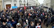 Trwa “Czarny Piątek” na ulicach Warszawy. Protesty przeciwko zaostrzeniu prawa aborcyjnego