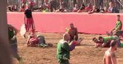 We Florencji odbyła się kolejna edycja Calcio Storico. Tradycja jednego z najbrutalniejszych sportów świata sięga XVI wieku