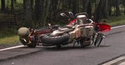 “Wpadli wprost pod samochód”. Tragiczny wypadek motocyklowy pod Olsztynem